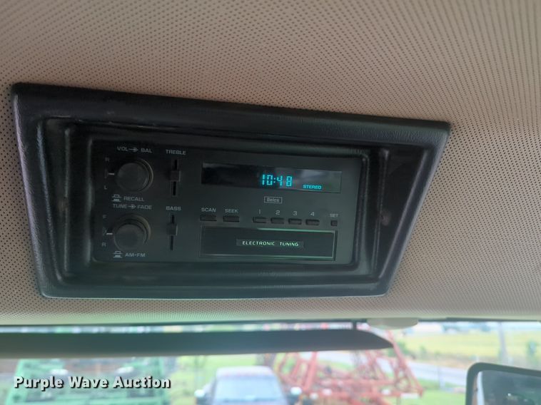 image for item NG9754 1995 John Deere  8770 4WD tractor