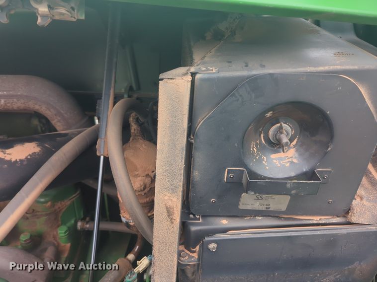 image for item NG9754 1995 John Deere  8770 4WD tractor