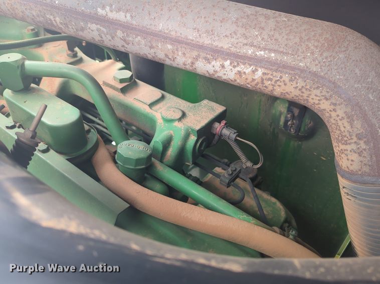 image for item NG9754 1995 John Deere  8770 4WD tractor