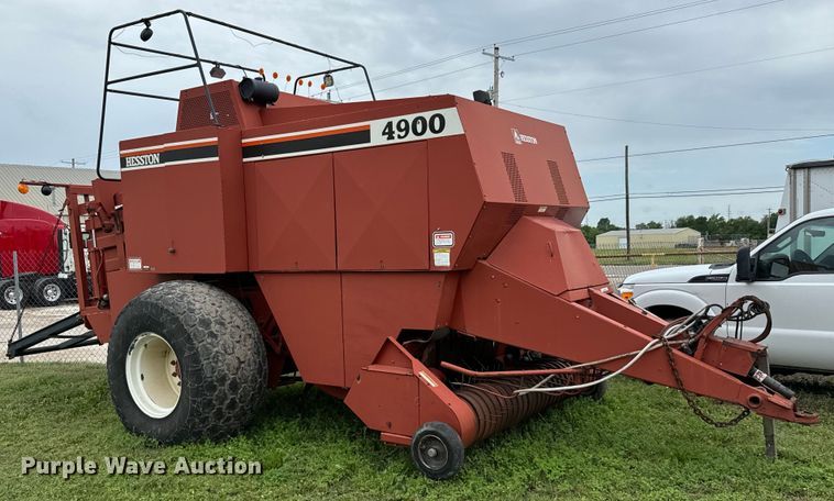 image for item NL9832 Hesston 4900 large square baler