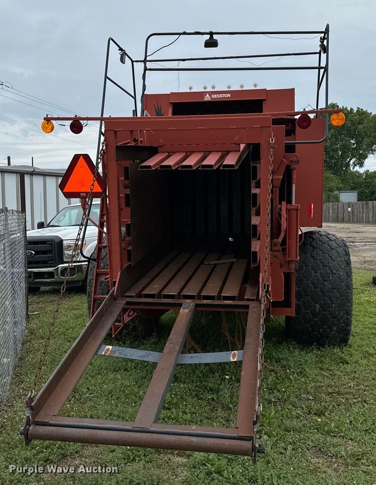 image for item NL9832 Hesston 4900 large square baler