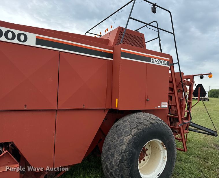 image for item NL9832 Hesston 4900 large square baler