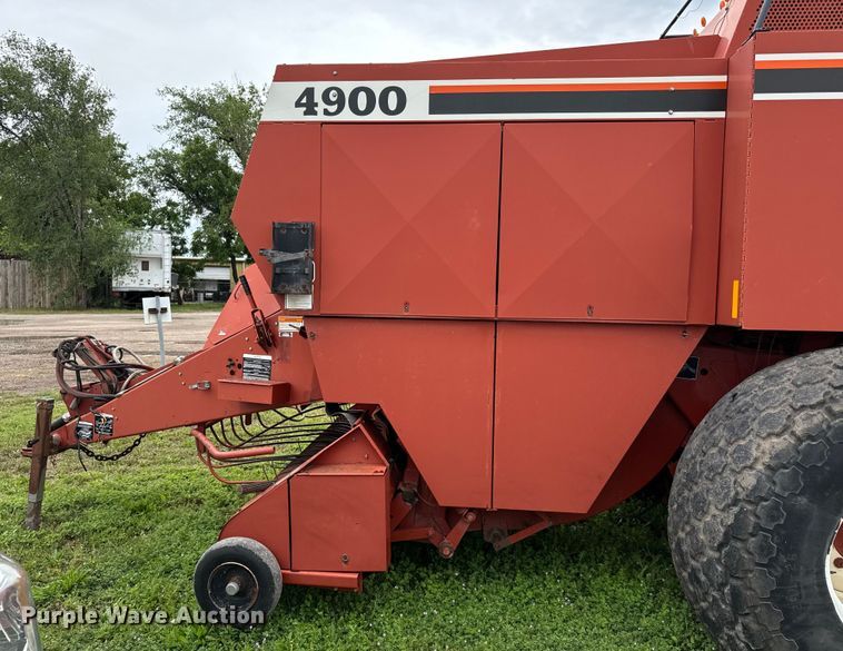 image for item NL9832 Hesston 4900 large square baler