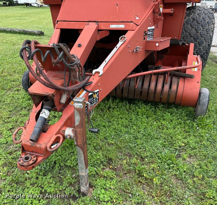 image for item NL9832 Hesston 4900 large square baler