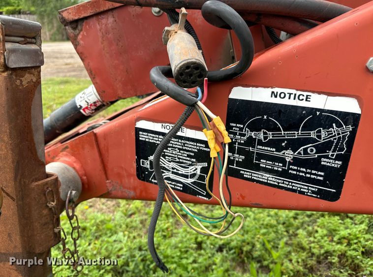 image for item NL9832 Hesston 4900 large square baler