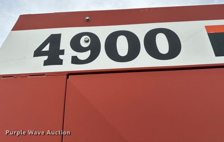 image for item NL9832 Hesston 4900 large square baler