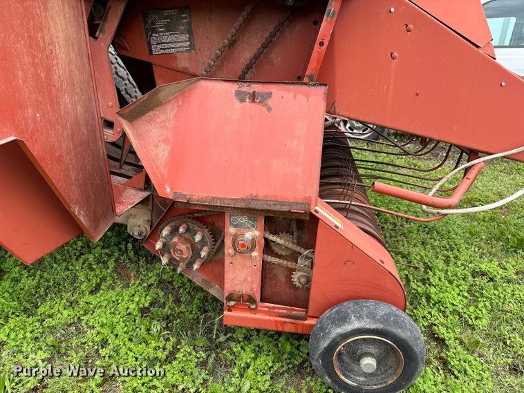image for item NL9832 Hesston 4900 large square baler