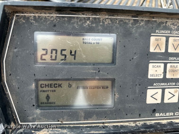 image for item NL9832 Hesston 4900 large square baler