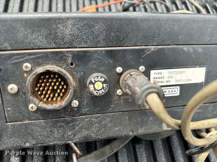 image for item NL9832 Hesston 4900 large square baler