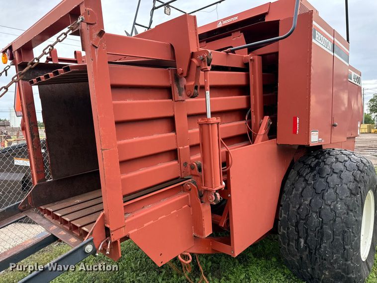 image for item NL9832 Hesston 4900 large square baler