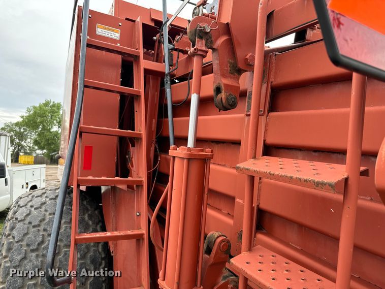 image for item NL9832 Hesston 4900 large square baler