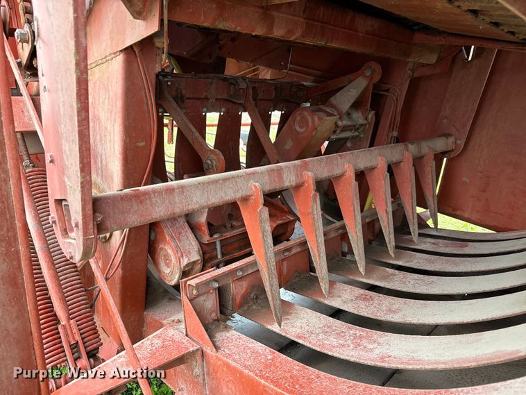 image for item NL9832 Hesston 4900 large square baler