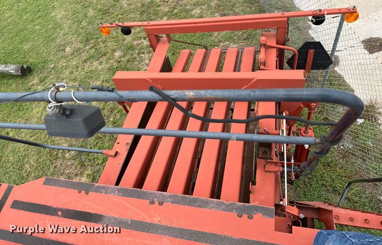 image for item NL9832 Hesston 4900 large square baler