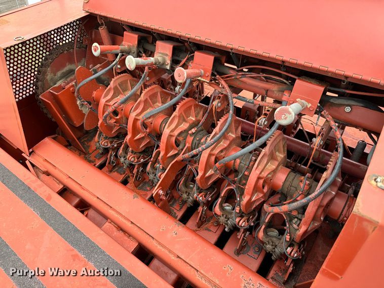 image for item NL9832 Hesston 4900 large square baler