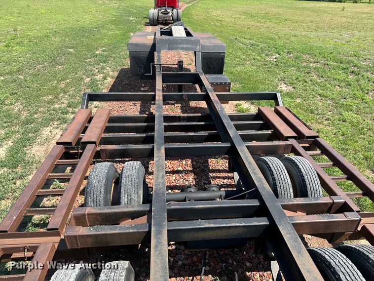 image for item NL9838 1988 Shop built combine trailer