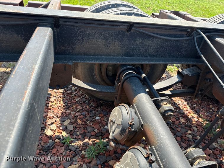 image for item NL9838 1988 Shop built combine trailer