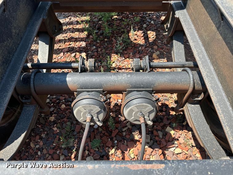 image for item NL9838 1988 Shop built combine trailer