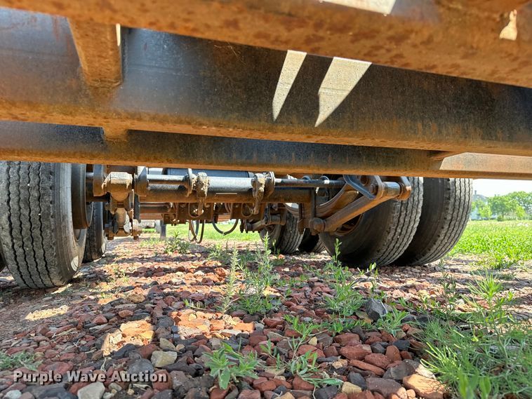 image for item NL9838 1988 Shop built combine trailer