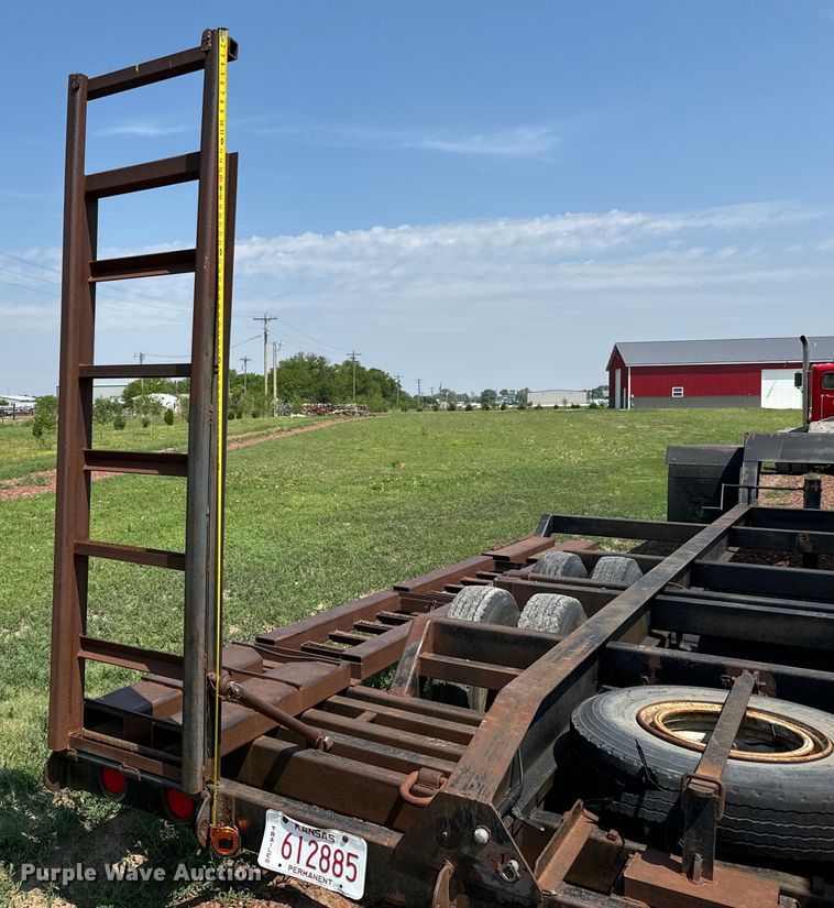 image for item NL9838 1988 Shop built combine trailer