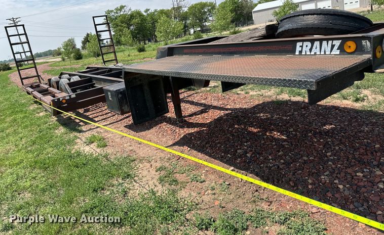 image for item NL9838 1988 Shop built combine trailer