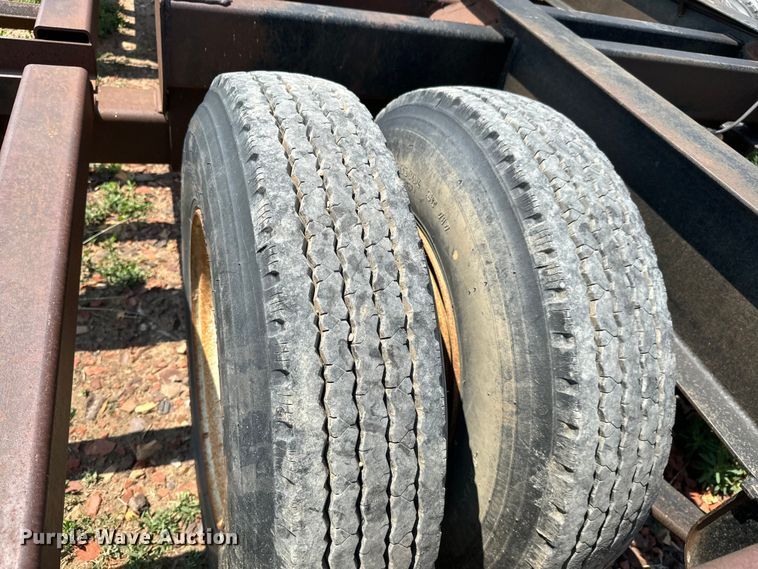 image for item NL9838 1988 Shop built combine trailer