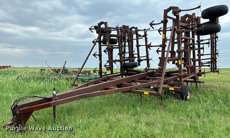 image for item NL9840 PCM field cultivator