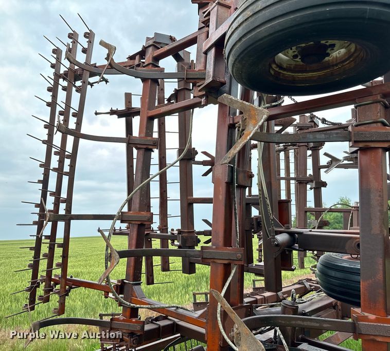 image for item NL9840 PCM field cultivator