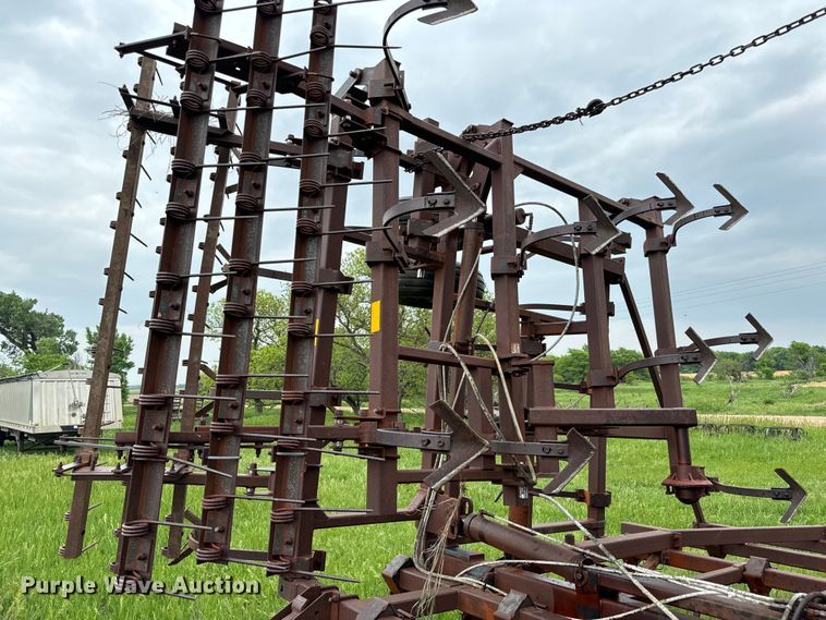 image for item NL9840 PCM field cultivator