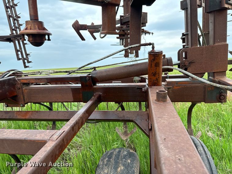 image for item NL9840 PCM field cultivator