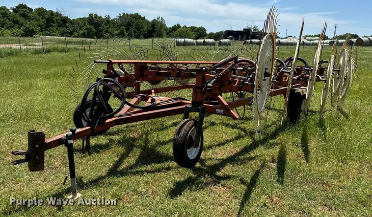 image for item NQ9558 H&S Bi-Fold Rake hay rake