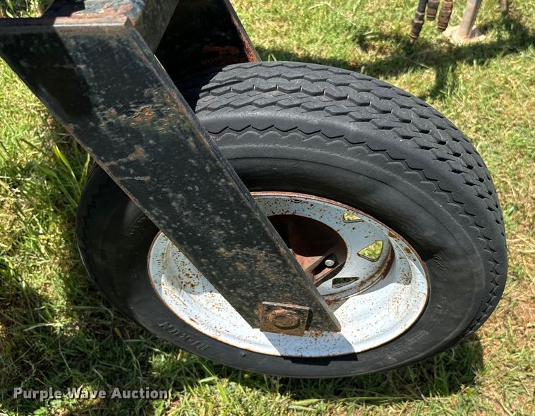 image for item NQ9558 H&S Bi-Fold Rake hay rake