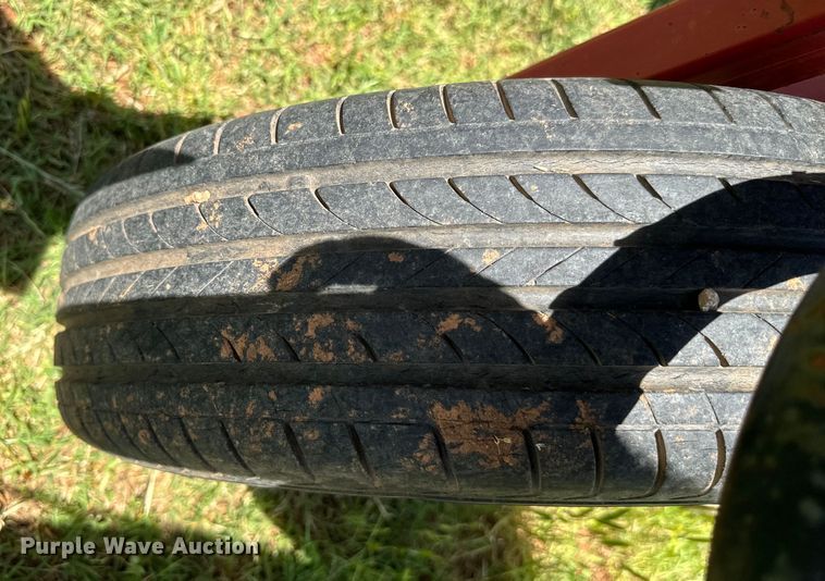 image for item NQ9558 H&S Bi-Fold Rake hay rake