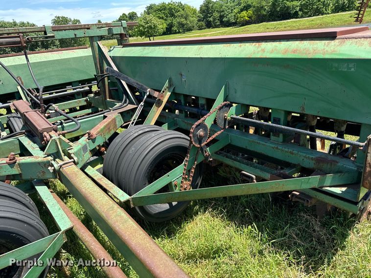 image for item NQ9560 Great Plains grain drill