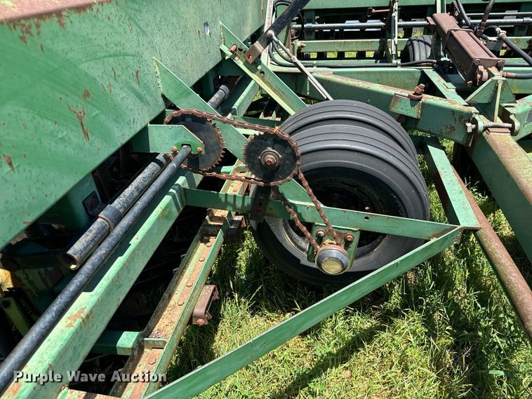 image for item NQ9560 Great Plains grain drill
