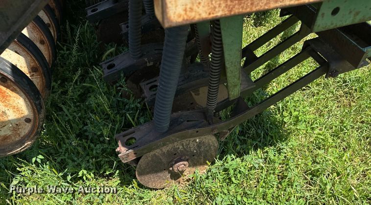 image for item NQ9560 Great Plains grain drill