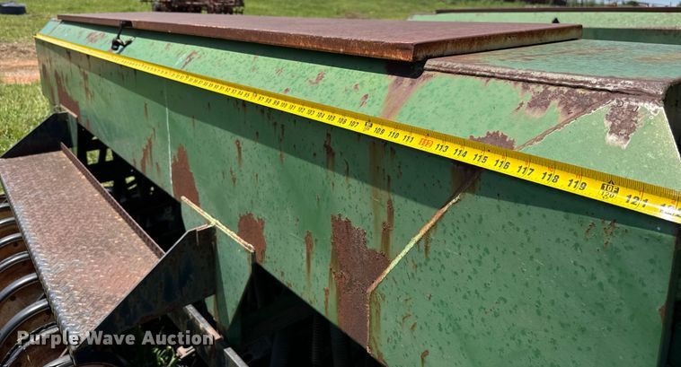 image for item NQ9560 Great Plains grain drill