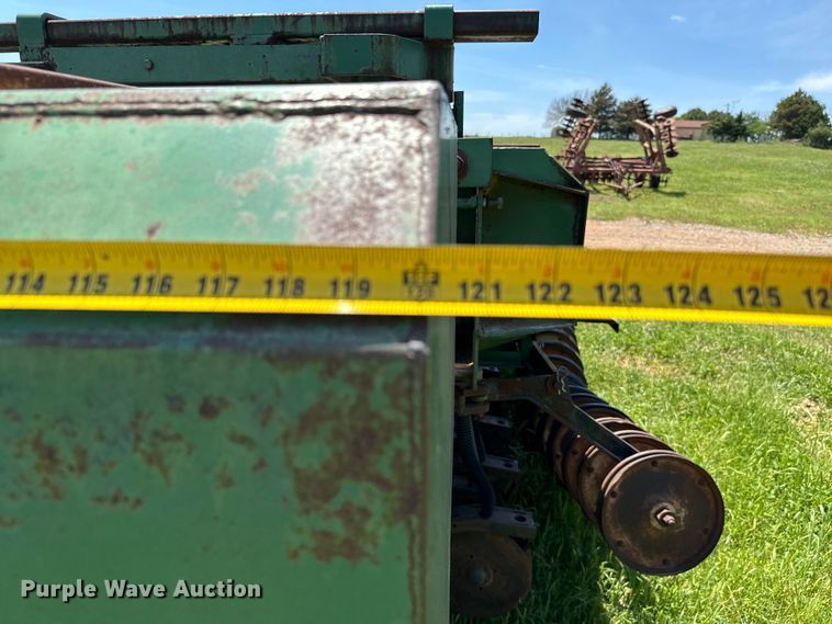 image for item NQ9560 Great Plains grain drill
