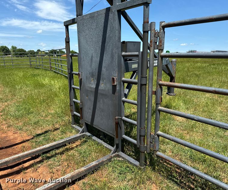 image for item NQ9562 Rawhide corral