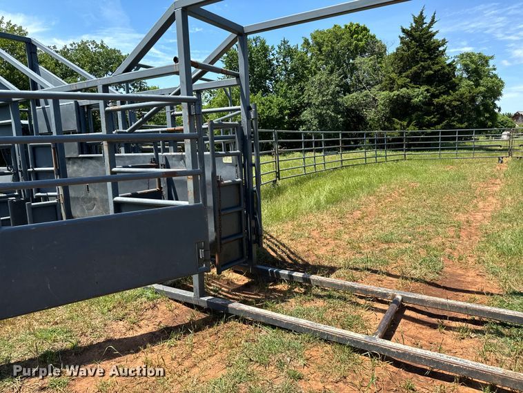 image for item NQ9562 Rawhide corral