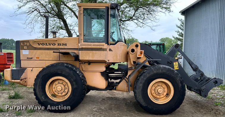 image for item NT9245 1994 Volvo BM L70B wheel loader