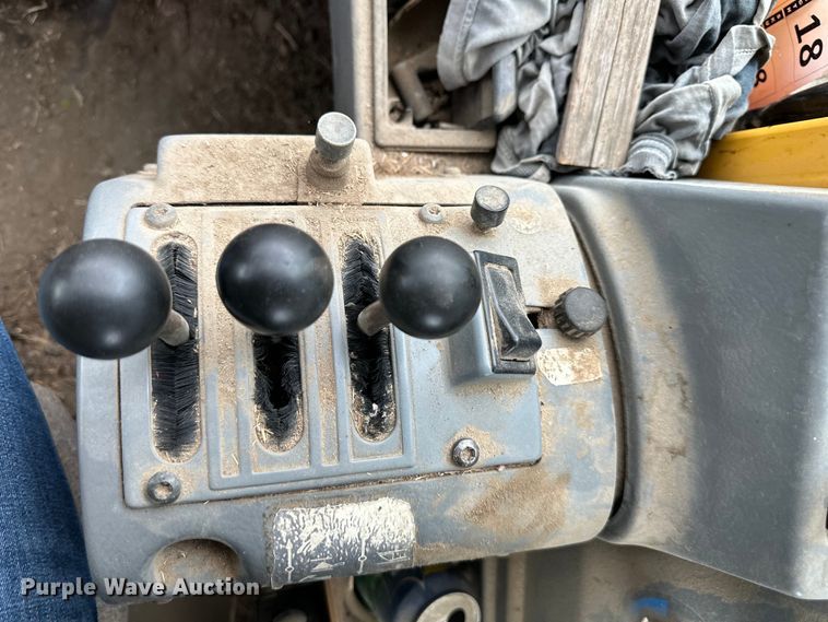 image for item NT9245 1994 Volvo BM L70B wheel loader