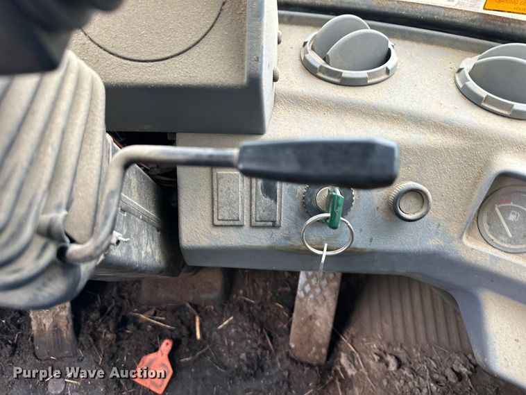 image for item NT9245 1994 Volvo BM L70B wheel loader