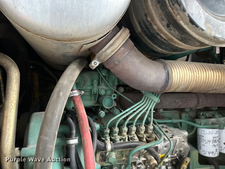 image for item NT9245 1994 Volvo BM L70B wheel loader