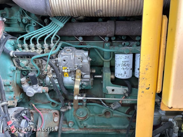 image for item NT9245 1994 Volvo BM L70B wheel loader