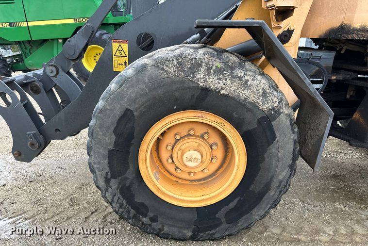 image for item NT9245 1994 Volvo BM L70B wheel loader