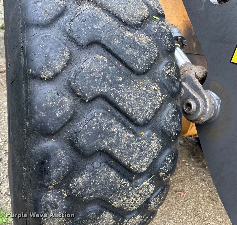 image for item NT9245 1994 Volvo BM L70B wheel loader