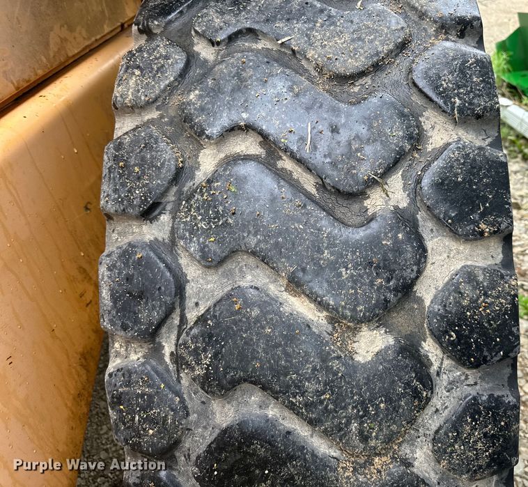 image for item NT9245 1994 Volvo BM L70B wheel loader