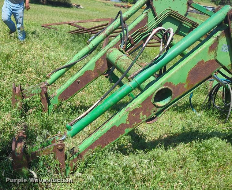 image for item NZ9755 John Deere 260 