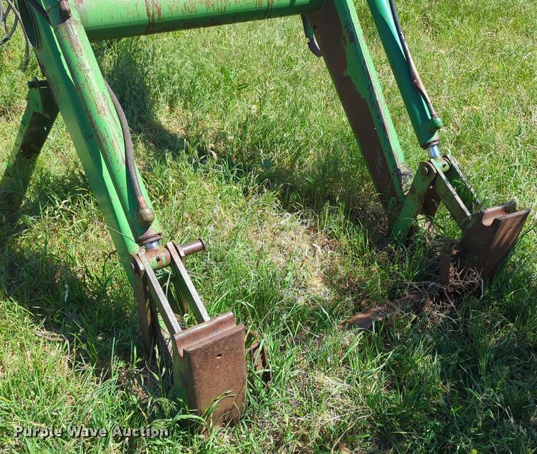 image for item NZ9755 John Deere 260 