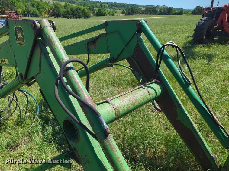 image for item NZ9755 John Deere 260 